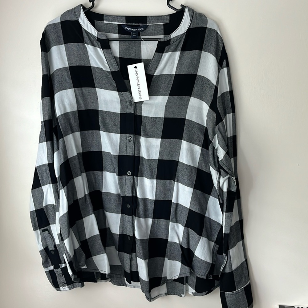Calvin Klein Jeans Black and White Plaid Long Sleeve Button-Front Top